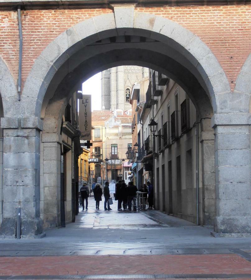 Paneras Del Rey Apartment Ávila Exterior photo